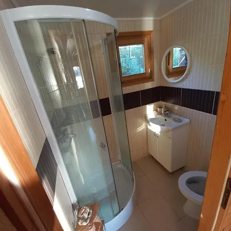 בית נופש Kasper River House Ledine